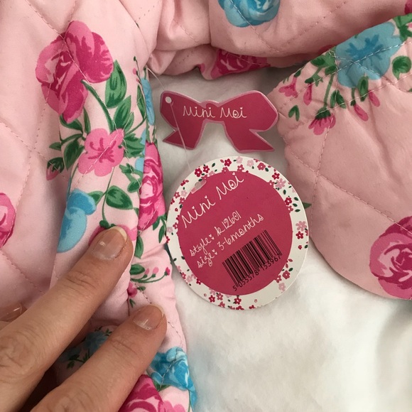 Baby’s suit - Picture 2 of 6